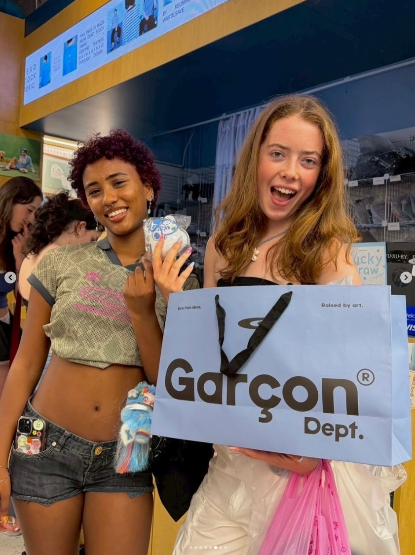 Garcon Dept. customers in store — 24