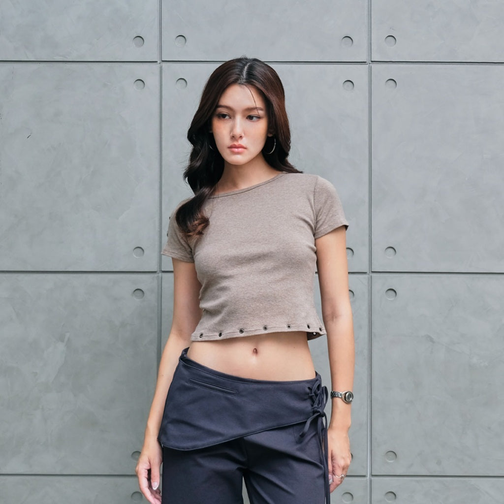 Button closure off-the-shoulder top