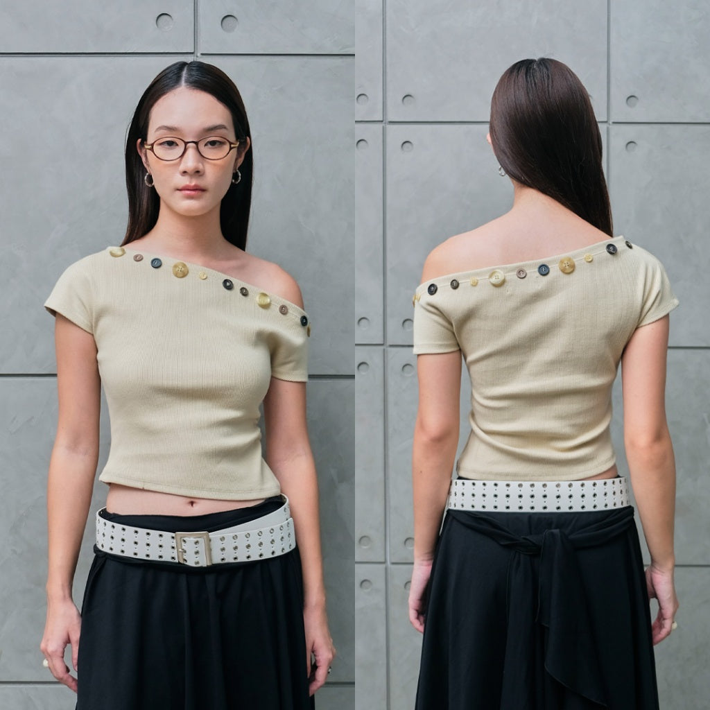 Garcon Random buttons Off shoulder